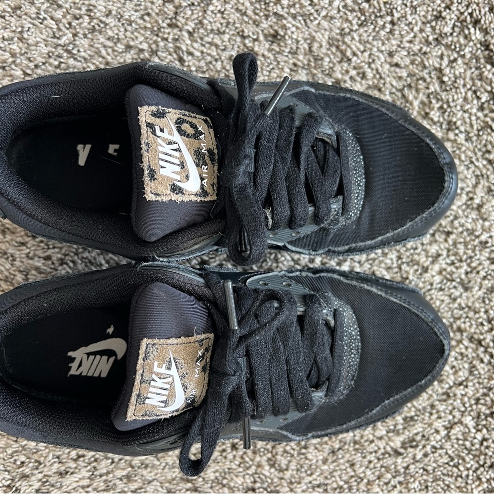 Nike Black and White Athletic Shoes
